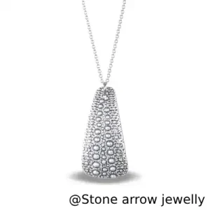Kina Shell Curve Pendant