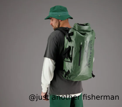Angler tech Backpack khaki（NZ$159.20）