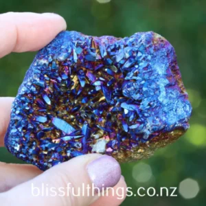 ブラジル産Rainbow Aura Quartz Cluster（NZ$19.00）
