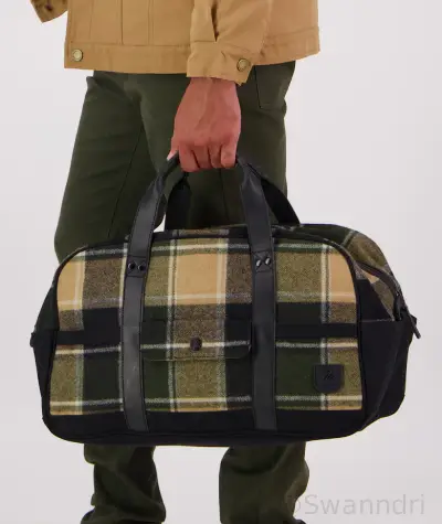 Kingston Overnighter Bag
NZ$195.99
